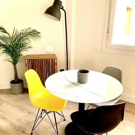 Luminoso En * San Sebastián