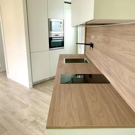 Luminoso En San Sebastián